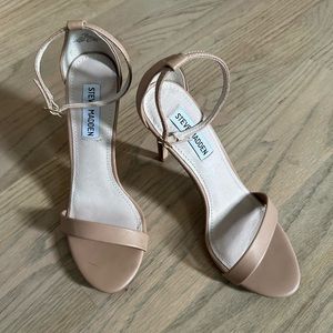 Steve Madden Stecy Tan Heels